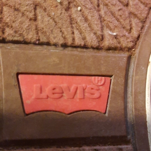 Levis Pink Hightop Sneakers 👟 - Picture 4 of 6
